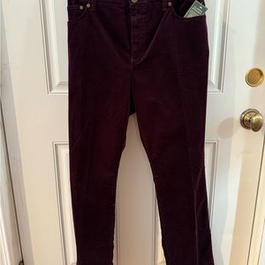 Women’s Ralph Lauren ( LRL) Size 16 and 32L Corduroy Jeans.